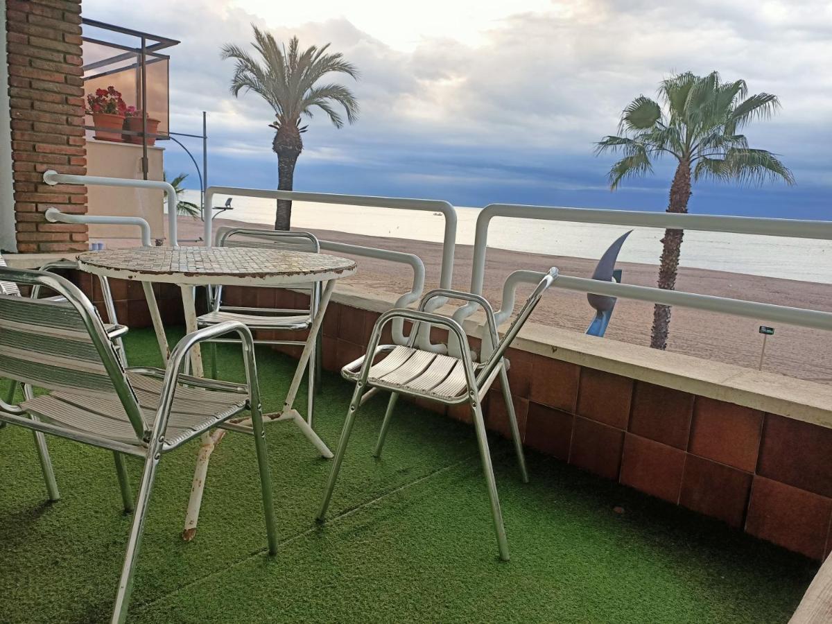Piso Jover Alojamiento Para Mayores De 25 Anos !! Lloret de Mar Luaran gambar