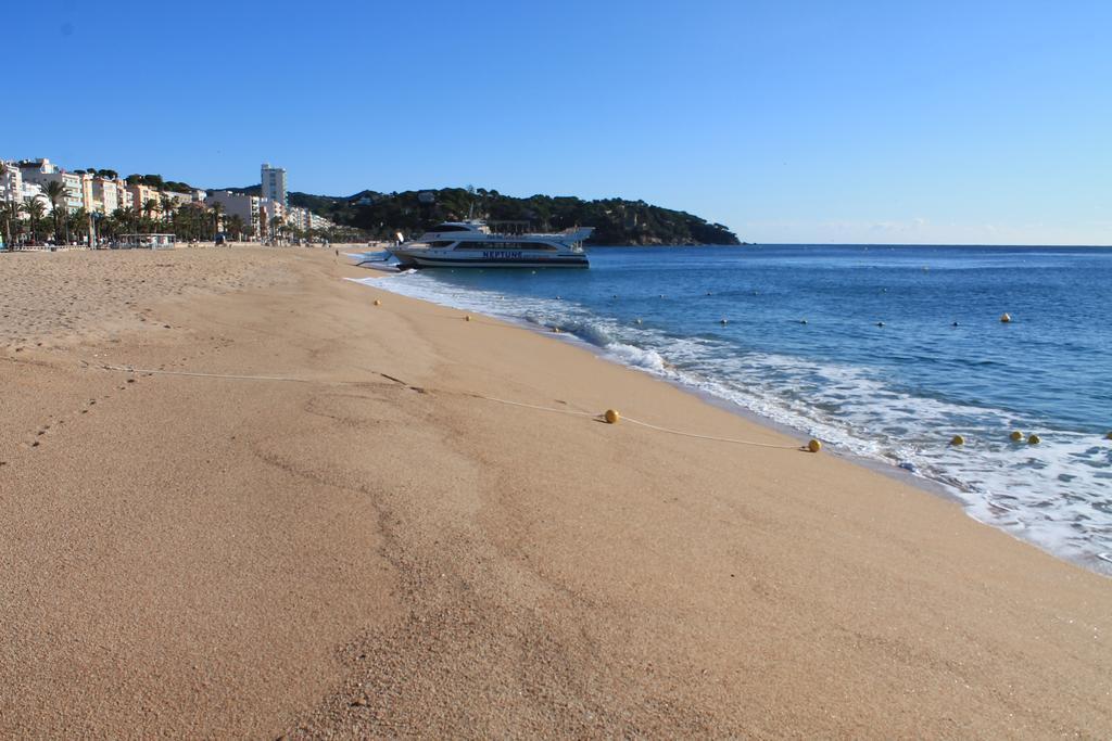 Piso Jover Alojamiento Para Mayores De 25 Anos !! Lloret de Mar Luaran gambar