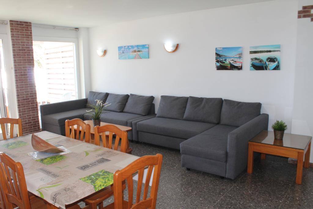 Piso Jover Alojamiento Para Mayores De 25 Anos !! Lloret de Mar Luaran gambar