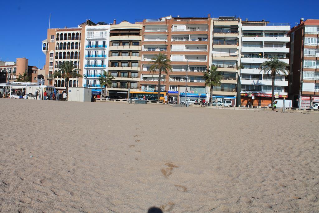 Piso Jover Alojamiento Para Mayores De 25 Anos !! Lloret de Mar Luaran gambar